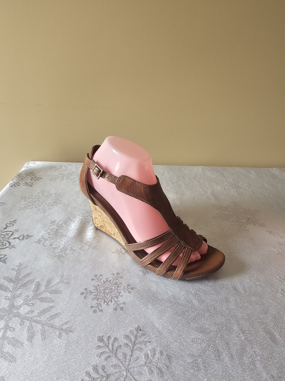 Kenneth Cole Brown Leather Cork Wedge Sandals Boho Travel Casual Sz 7.5